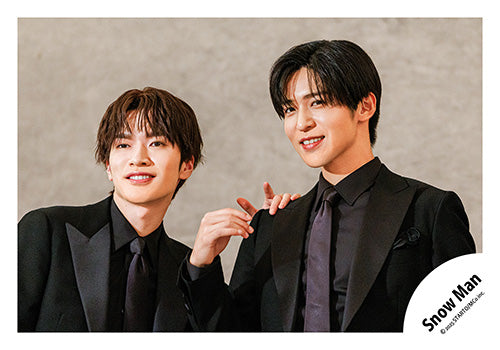 【No.SM25-032】專輯「THE BEST 2020 - 2025」MV&封面花絮照