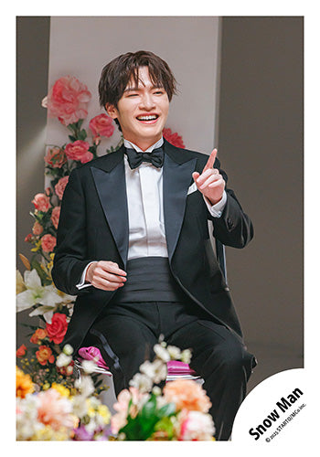 【No.SM25-088】專輯「THE BEST 2020 - 2025」MV&封面花絮照