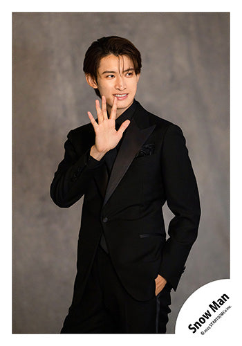 【No.SM25-215】專輯「THE BEST 2020 - 2025」MV&封面花絮照