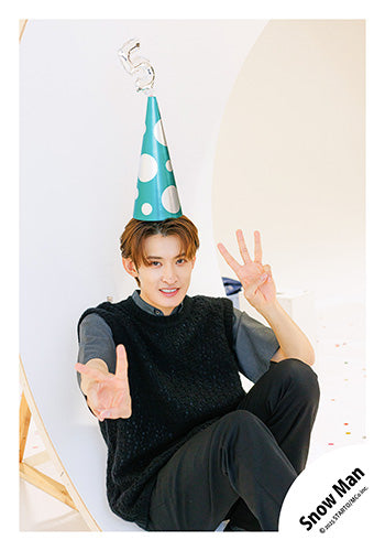 【No.SM25-449】「Snow Man 1st Stadium Live Snow World」周邊商品花絮照