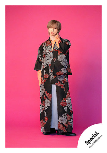 【No.SP25-070】「SpeciaL LIVE 2025 4ever SpeciaL」周邊商品花絮照