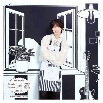 【No.SQ26-084】FAMILY CLUB.STORE Ambassador 2026-2027 Travis Japan 方形照片 Monochrome TAIPEI