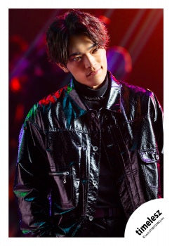 【No.TSZ26-215】專輯「MOMENTUM」MV & 封面花絮照