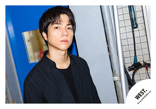 【No.WES25-051】專輯「A.H.O. -Audio Hang Out-」MV&封面花絮照