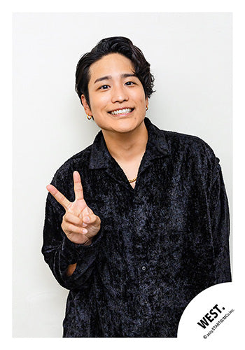 【No.WES25-074】專輯「A.H.O. -Audio Hang Out-」MV&封面花絮照