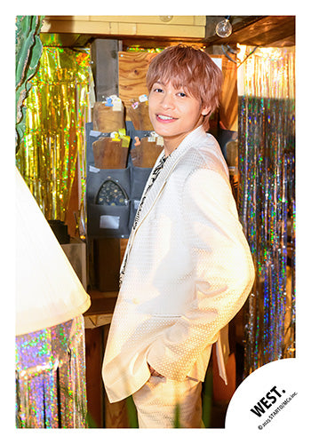 【No.WES25-083】專輯「A.H.O. -Audio Hang Out-」MV&封面花絮照