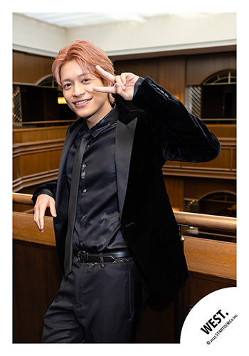 【No.WES25-107】專輯「A.H.O. -Audio Hang Out-」MV&封面花絮照