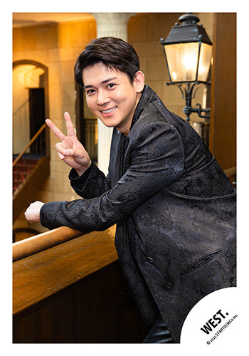 【No.WES25-207】專輯「A.H.O. -Audio Hang Out-」MV&封面花絮照