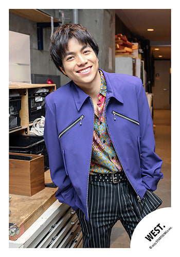 【No.WES25-223】「WEST. LIVE TOUR 2025 A.H.O. -Audio Hang Out-」周邊商品花絮照