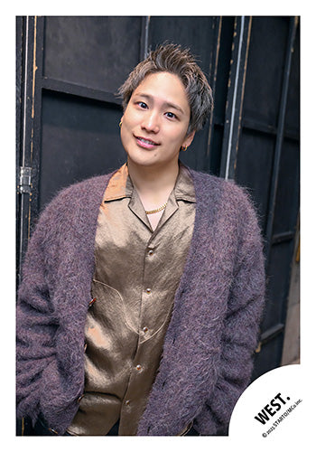 【No.WES25-233】「WEST. LIVE TOUR 2025 A.H.O. -Audio Hang Out-」周邊商品花絮照