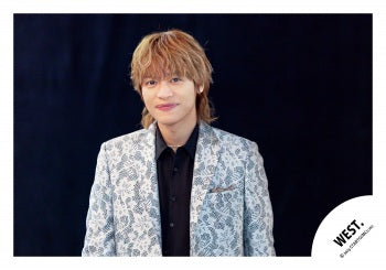【No.WES25-569】「WEST. SPECIAL LIVE 『WESTA!』 2025-2026」周邊商品花絮照