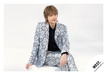 【No.WES25-576】「WEST. SPECIAL LIVE 『WESTA!』 2025-2026」周邊商品花絮照