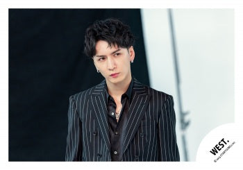 【No.WES25-596】「WEST. SPECIAL LIVE 『WESTA!』 2025-2026」周邊商品花絮照