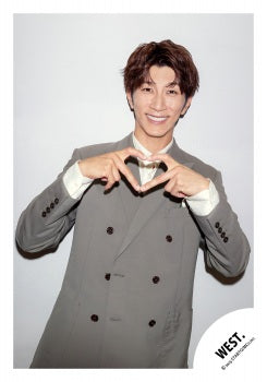 【No.WES25-608】「WEST. SPECIAL LIVE 『WESTA!』 2025-2026」周邊商品花絮照