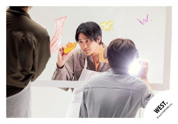 【No.WES26-214】「WEST. LIVE TOUR 2026 唯一無二」周邊商品花絮照