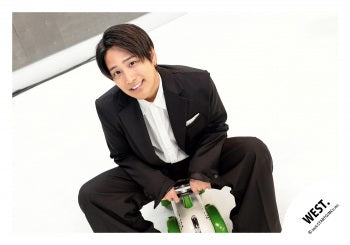 【No.WES26-215】「WEST. LIVE TOUR 2026 唯一無二」周邊商品花絮照