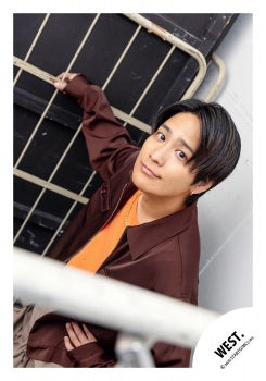 【No.WES26-216】「WEST. LIVE TOUR 2026 唯一無二」周邊商品花絮照